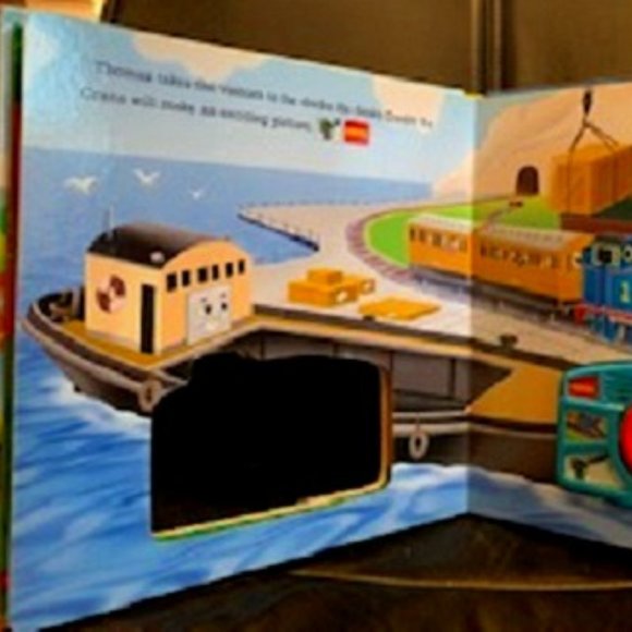 Thomas the Tank Engine: Camera Tour (Interactive Sound Book) Hardcover - Picture 5 of 10